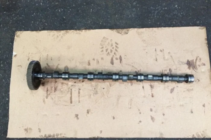 Распредвал к двигателю DEUTZ-FAHR 913, б/у- фото № 1