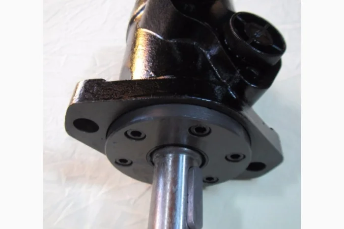 Гидромоторы героторные для комунальной, строительной и сельхозтехтехники OMS, OMM, OMR, OMV- фото № 1