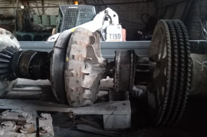 Вал реверса в сборе, б/у 652Б.036 на Э-652, ЭО-4111, ЭО-4112- фото № 2