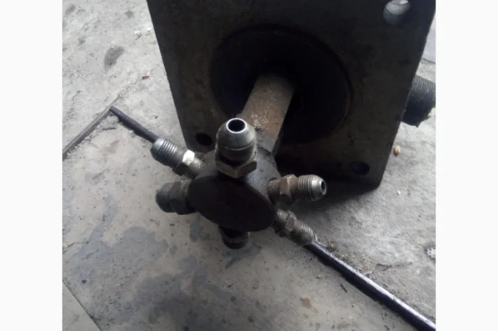 Центральный коллектор на экскаватор- фото № 2