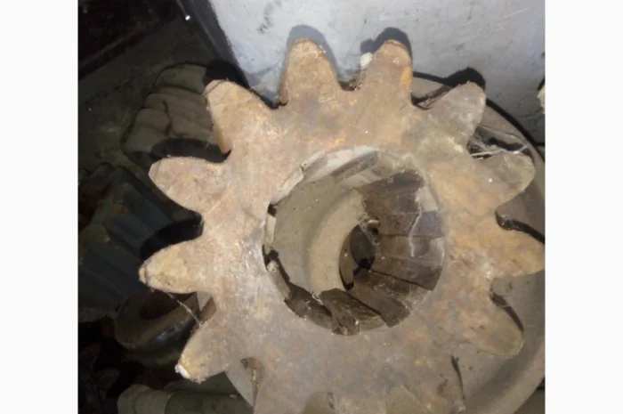 Шестерня поворота z-13, ЭО-652, ЭО-4111, ЭО-4112- фото № 2