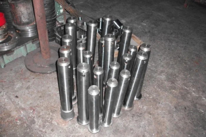 Втулки и пальцы для спецтехники- фото № 1