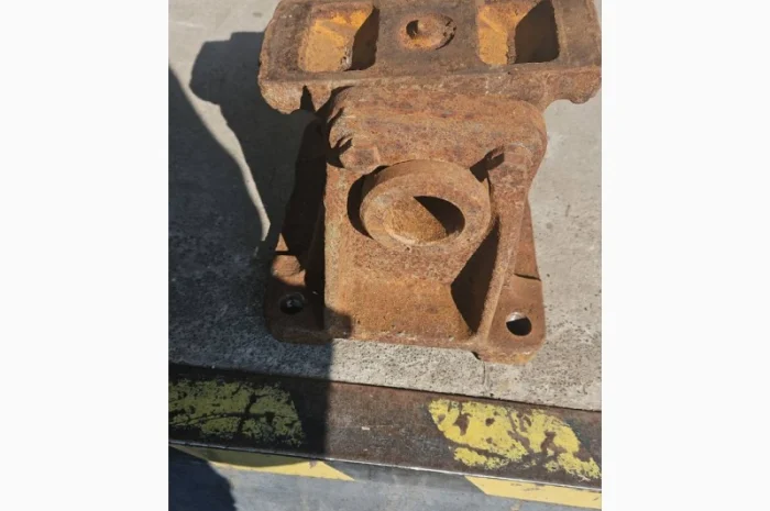 Ось ПТС-9 12 балансиры МЖТ-10 балка рессоры ступицы шины- фото № 2