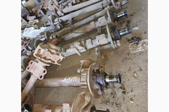 Ось ПТС-9 12 балансиры МЖТ-10 балка рессоры ступицы шины- фото № 3