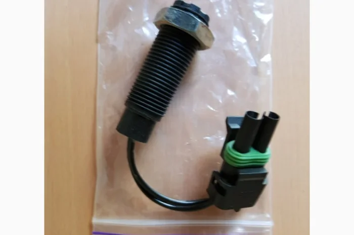 Датчик оборотов комбайна Джон Дир John Deere AH116104 Аналог- фото № 1