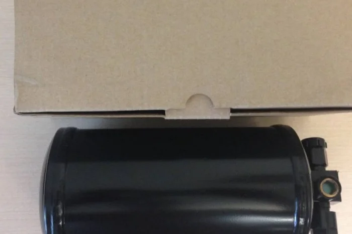 Фильтр осушитель для техники John Deere AH137486 AH211387 AR59780 AT125596 AT162848- фото № 1