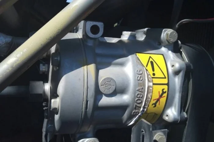 Компрессор кондиционера Case, New Holland 119mm. 8pv. (87300121, 87709773, 87300121)- фото № 1