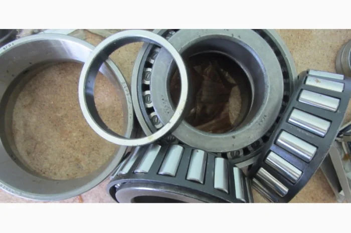 Роликовые двухрядные с дистанционным кольцом 97520 - 9ГПЗ - самара- фото № 1