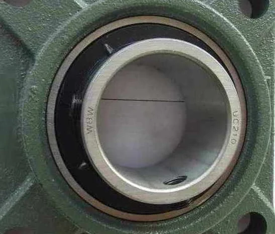 Подшипник UC210 в корпусе- F -( UCF210 ) под вал 50 мм- фото № 1