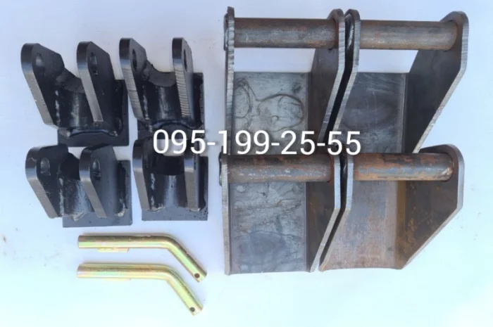 Кронштейн рамы и кронштейн платформы прицепа 2ПТС-4- фото № 1