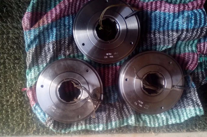 Продам муфты электромагнитные ЭТМ 104 1А, 2А, 1Н, 2Н- фото № 1