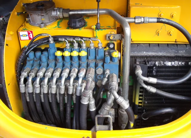 Мини-экскаватор JCB 8060. Спецтехника б/у- фото № 4