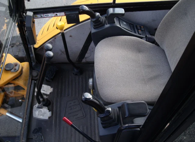 Мини-экскаватор JCB 8060. Спецтехника б/у- фото № 7