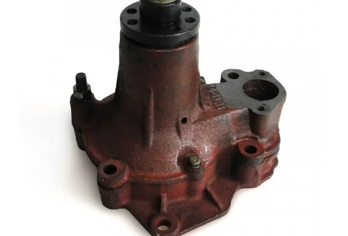 Водяной насос 18Н-13с2 помпа системы водяного охлаждения двигателя СМД 18, СМД 20, СМД 22- фото № 1