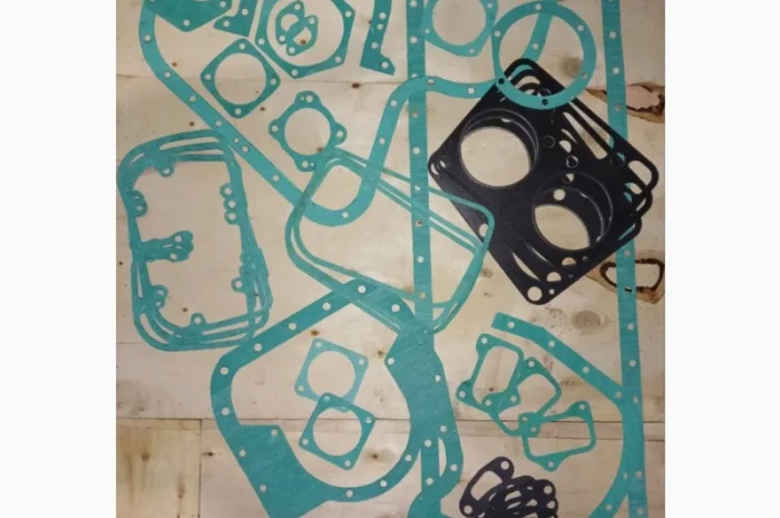 Комплект прокладок для двигуна 6Ч12/14- фото № 1