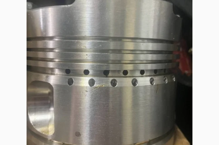 Поршень (5 кілець), 504-05-5А, для ДВЗ Д6 та Д12- фото № 1