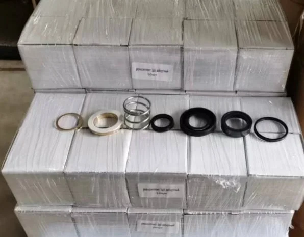 Ремкомплект (ущільнення) насоса забортної води, двигун 3д6, 3д12- фото № 1