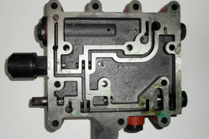 BCF-1380B, 4120000064 Механизм управления КПП ZL40/50, распределитель КПП ZL40/50- фото № 1