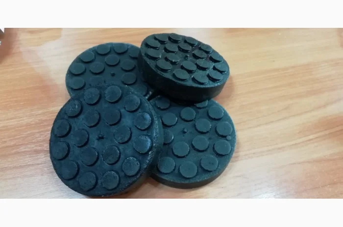 Накладка на лапы подъёмника СТО (полиуретановая)- фото № 3