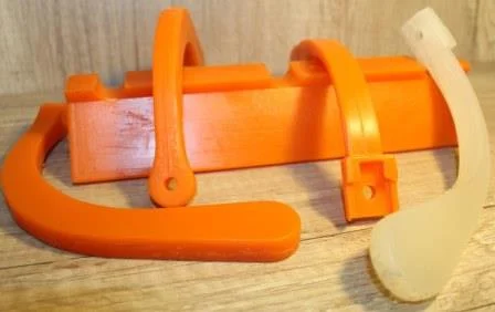 Скребок полиуретановый на скребковый конвейер и цепной транспортер- фото № 5