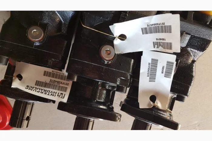 Аксіально поршневий насос 84л. банан, гідравліка- фото № 3