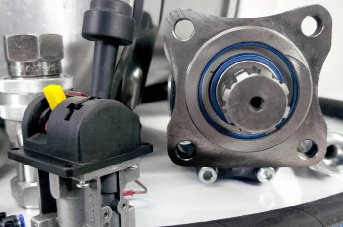 Б/У Комплект гідравліки на самоскид MAN, Daf, Iveco з КПП ZF, бічний алюмінієвий бак- фото № 7