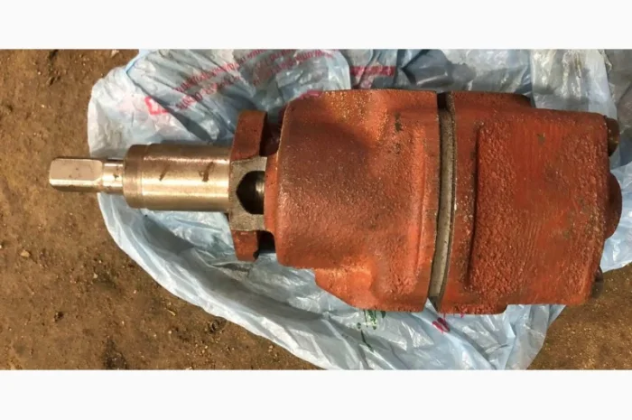 Новый масляный насос двигателя Андория SW 400- фото № 1