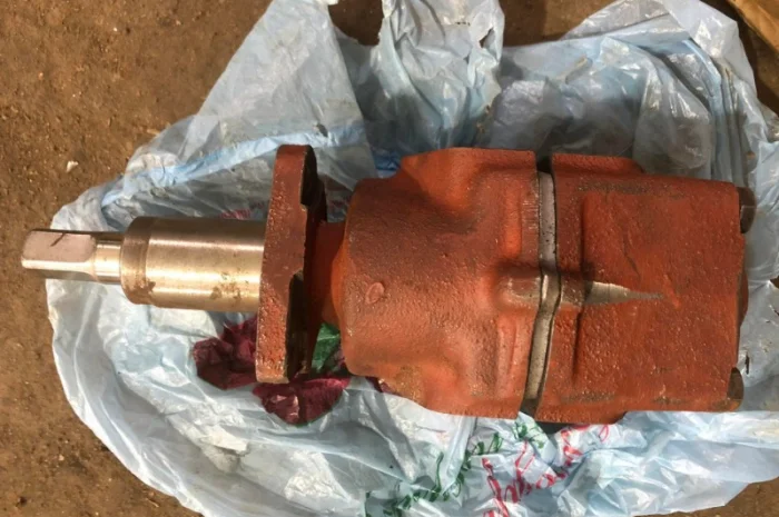 Новый масляный насос двигателя Андория SW 400- фото № 2