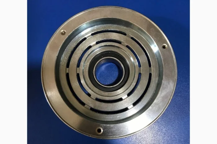 Шків компресора кондиціонера 7H15 - спецтехніка Case, New holland- фото № 1