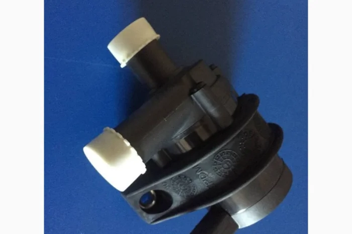 Електропомпа Eberspacher Hydronic D3W D3WZ D5WZ B5WZ- фото № 4