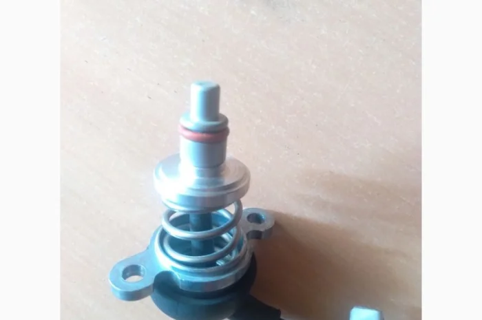 Оригінальний Датчик перегріву Eberspacher Hydronic D9/D10- фото № 2