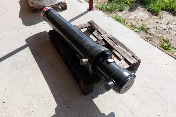 Шток гідроциліндр Binotto 7m на полуприцеп прицеп самосвал- фото № 3