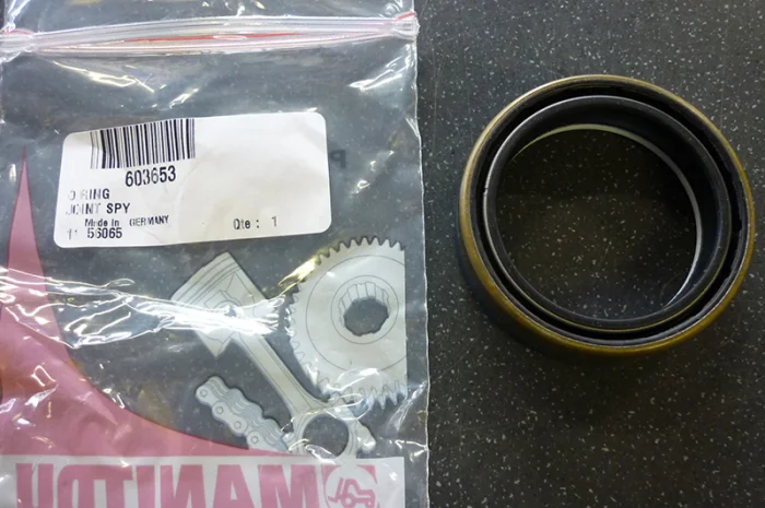 Сальник гумометалевий Manitou 603653- фото № 1