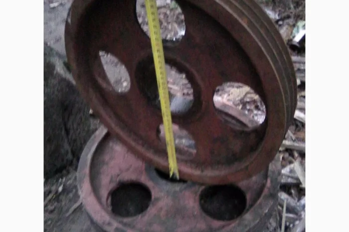 Продам гидроцилиндры, редуктора, шкивы в ассортименте- фото № 3