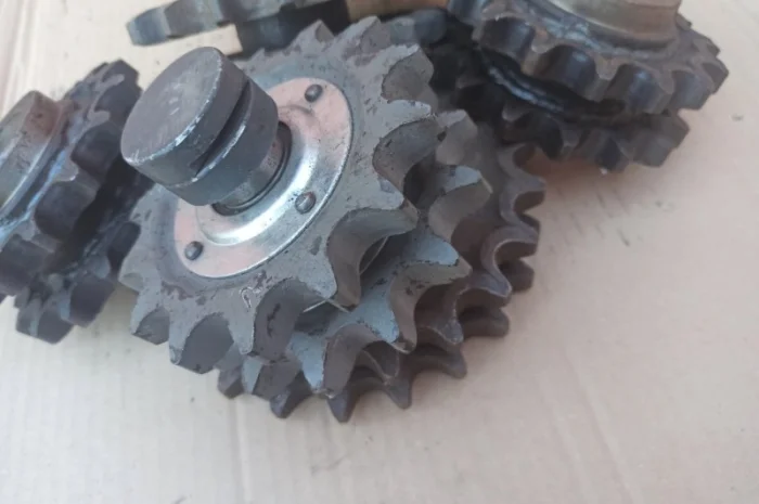 Цепь двухрядная шаг 2ПР-19.05 2ПР-25, 4 2ПР-19.05 10B-2 16A-2 звёздочка- фото № 5