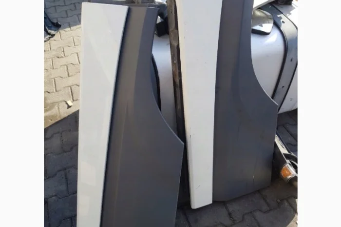 1843493 Крыло верхнее с накладкой правое DAF XF 106 Euro 6 1835032- фото № 1