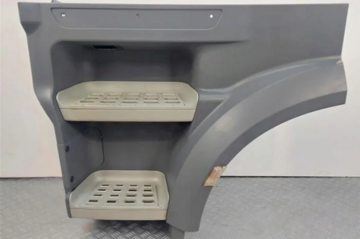 1835023 Крыло верхнее с подножкой левое DAF XF 106 Euro 6- фото № 1