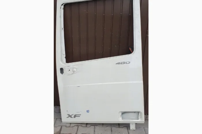 1881862 Дверь голая DAF XF 106 Euro 6- фото № 1