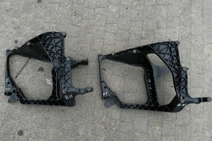 2107373 Кронштейн фары правый DAF XF 106 Euro 6- фото № 3