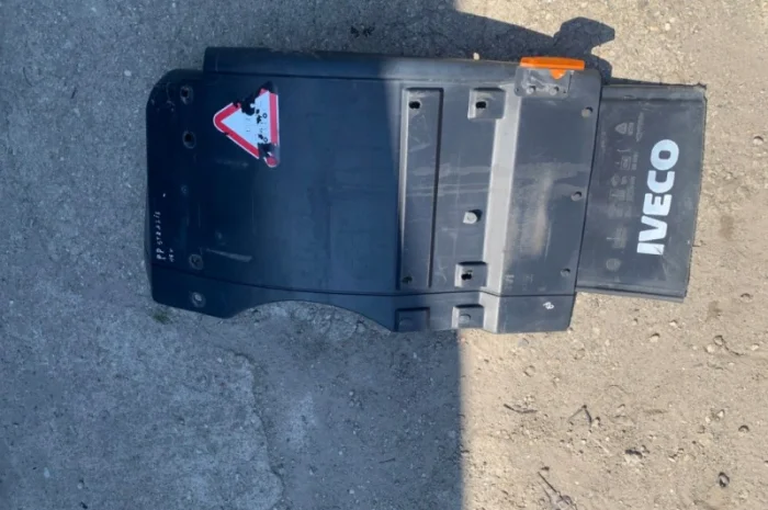 504208707 Крыло переднего колеса заднее правое Iveco Stralis 504073983- фото № 1