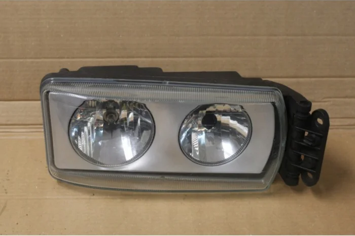 504020193 Фара левая Iveco Stralis 504238117- фото № 1