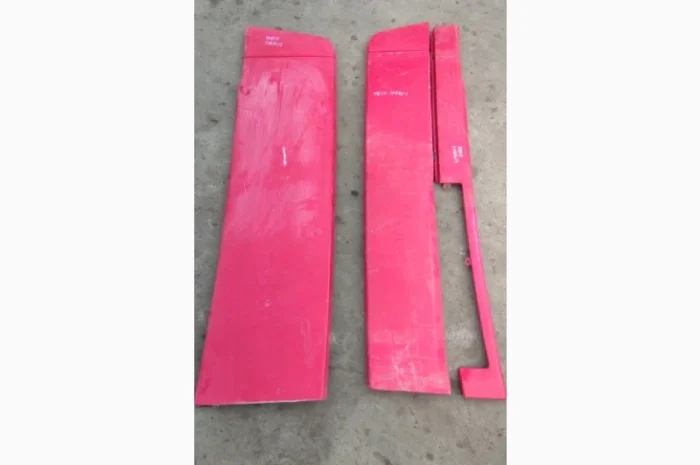 504350563 Спойлер кабины боковой правый Iveco Stralis 5801672866- фото № 1