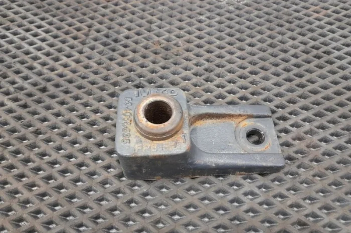 504038635 Кронштейн амортизатора подвески кабины Iveco Stralis- фото № 1