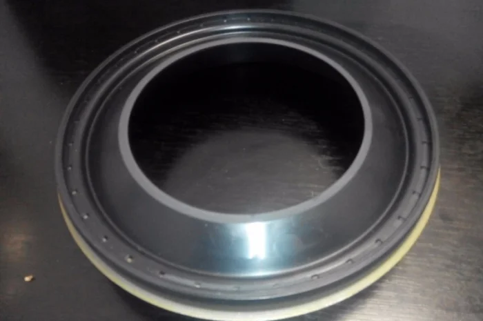 Сальник 125/180/12/15 ZF, Манжета/Сальник 125 180 12/15 ZF- фото № 2