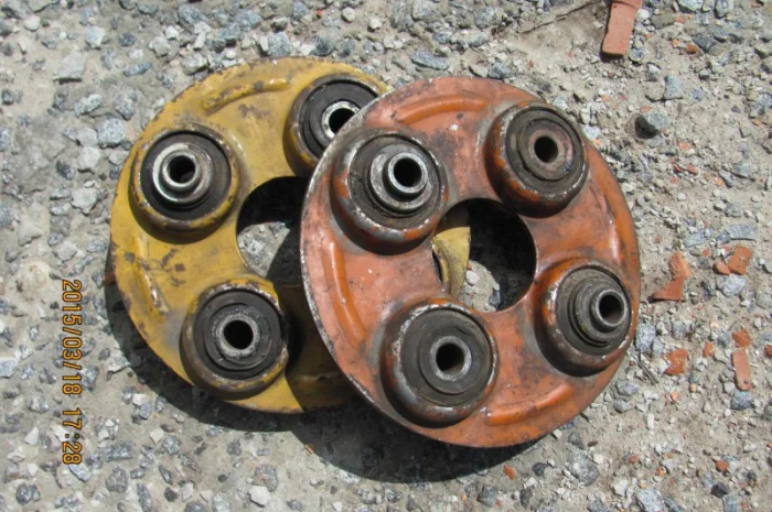 Головка кардана. (мягкое соединение ) передачи карданной дт-75- фото № 1