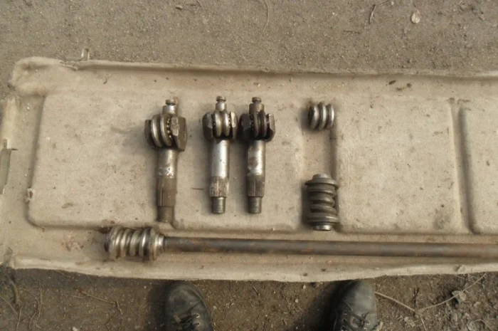 Новые оригинальные элементы рулевого механизма ПОБЕДА, ГАЗ 21, ГАЗ 69- фото № 1