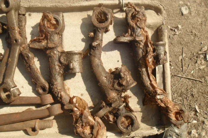 Новые оригинальные элементы передней подвески ВОЛГА ГАЗ - 21- фото № 5