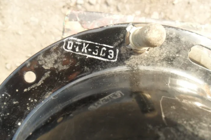 Пара оригинальных фар на ВОЛГУ ГАЗ 21- фото № 3