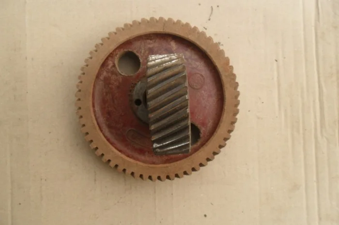 Новый оригинальный комплект шестерен двигателя победа, волга, уаз- фото № 2
