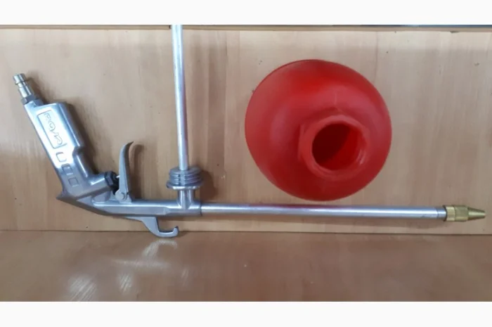 Пневмопистолет мовильниця - для смывки двигателей и обработки кузовов- фото № 3